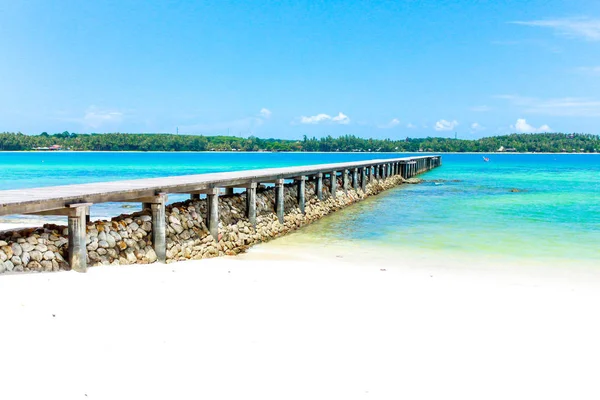 Belleza Azul Mar Puente Arena Blanca Con Cielo Azul Tailandia —  Fotos de Stock