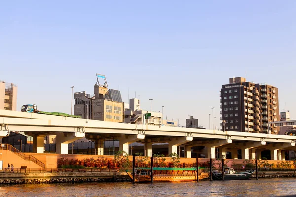 See View of sumida river viewpoint to see boats in tokyo