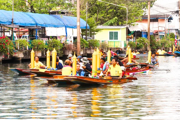 Samutsakorn Thailand Juli Traditionelle Kerzen Parade Zum Tempel Durch Flusszeremonie — Stockfoto