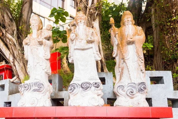 Tin Hau Tapınağı, Repulse Körfezi 'ndeki tek dindarlık heykelini kapatın. — Stok fotoğraf