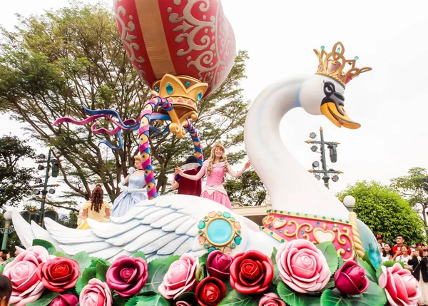 Hongkong, Hongkong Disneyland - 30 marca 2019 Zbliżenie grupy — Zdjęcie stockowe