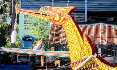 Samutsakorn, Tayland - 16 Temmuz 2019, Kraliyet Mavnası Supha