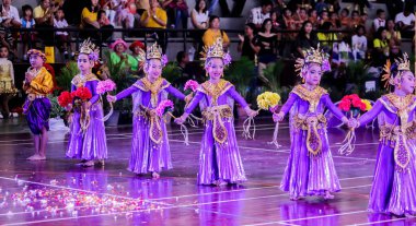 THAILAND, THAILAND - 26 Haziran 2019 Grup Küçük Çocuk Tayland dans şovu 26 Haziran 2019 'da sona erdi.