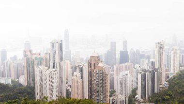 Victoria Zirvesi manzarası Victoria Habour 'u görebilir.