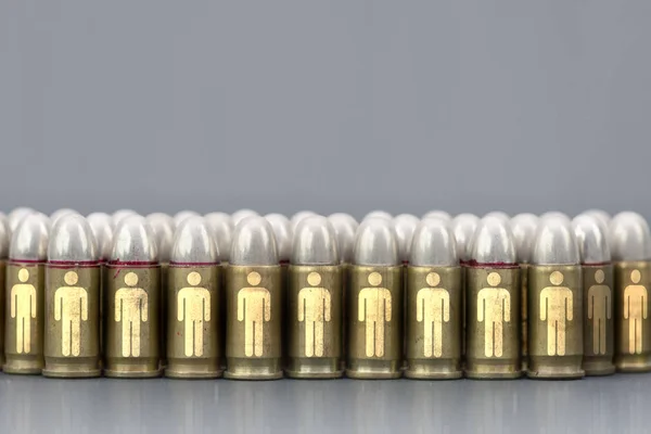 Ludzkiej Sylwetki Biały Amunicji Pociski Szary Backround — Zdjęcie stockowe
