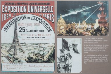 Paris - 13 Temmuz 2014: Eyfel kulesi vintage açılış afişi ve tarihi belgeler