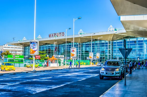 Vackra Maputo flygplats exteriörer i Moçambique — Stockfoto