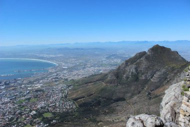 Masa Dağı ve Atlantik Okyanusu ve plajlar güzel Cape Town fotoğraf