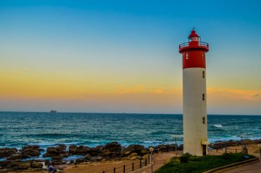 Umhlanga Deniz Feneri Durban kuzey Kzn Güney Afrika'da dünyanın ikonik deniz fenerlerinden biri