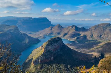 Güzel ve panoramik Blyde river canyon ve üç Rondawels ben
