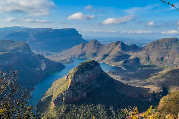 Güzel ve panoramik Blyde river canyon ve üç Rondawels ben