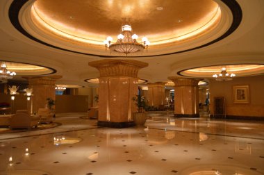 Görkemli ve Emirates Palace Abu Dhabi Birleşik Arap Emirlikleri adıyla bilinen Saray beach açık otel