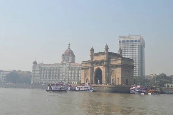 Puerta histórica de la India en Mumbai Maharashtra — Foto de Stock