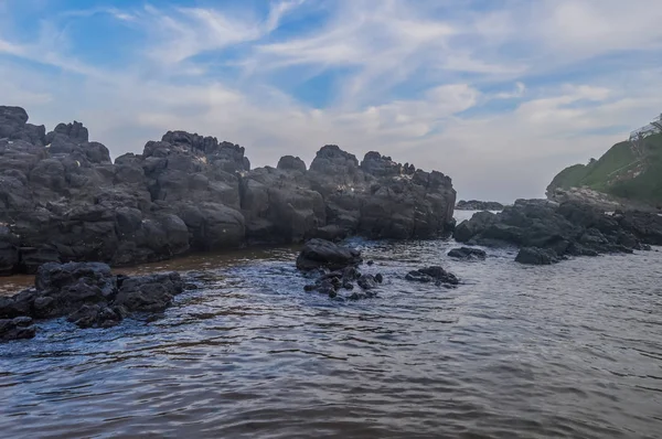 Незайманих і природних Солт-рок припливного басейну в Дельфін узбережжі Ballito Квазулу Наталь Південна Африка — стокове фото