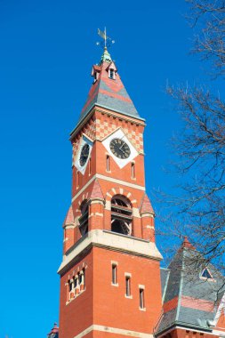 1876 yılında inşa edilen Abbott Hall, 188 Washington Caddesi 'nde yer almaktadır ve şimdi ABD' nin Massachusetts MA, Marblehead belediye binasıdır..