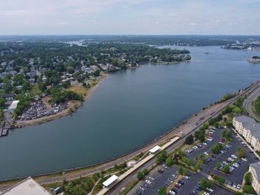 Salem, Massachusetts MA, ABD 'deki Salem Limanı' ndaki North River ve Danvers Nehri 'nin havadan görüntüsü. 