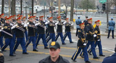WASHINGTON, DC - 20 Ocak 2017: ABD 'nin başkenti Washington' da ABD 'nin 45. Başkanı Donald Trump' ın göreve başlamasından sonraki Başkanlık Yürüyüşü.
