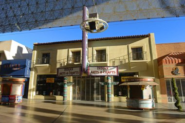 El Portal Hediye Dükkanı Fremont Caddesi 'nde Las Vegas, Nevada, ABD.
