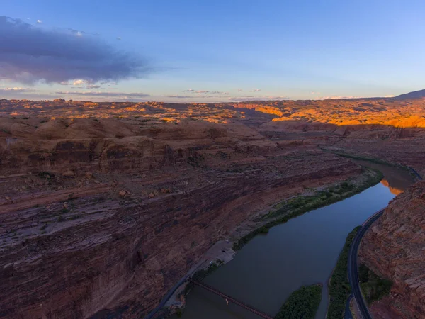 Vista Aérea Del Río Colorado Las Montañas Sal Cerca Del —  Fotos de Stock