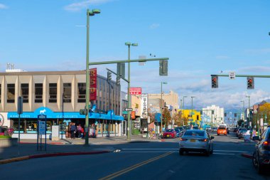 Anchorage, Alaska, AK, ABD 'deki F Caddesi' ndeki 4. Cadde 'deki tarihi binalar..