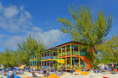 Half Moon Cay 'deki özel plaj villası, Küçük San Salvador Adası, Bahamalar.