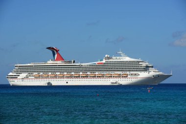 Karnaval Gemi Zaferi George Town, Cayman Adaları 'nda kıyıya demir attı..