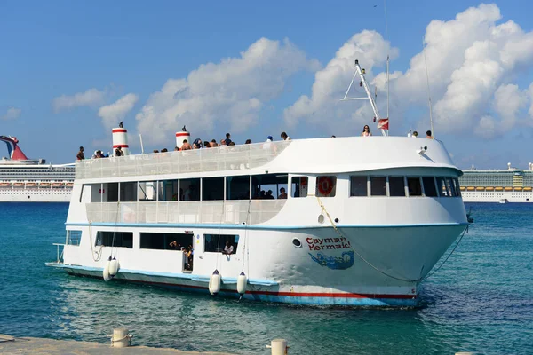 Crucero Cayman Mermaid George Town Gran Caimán Islas Caimán — Foto de Stock