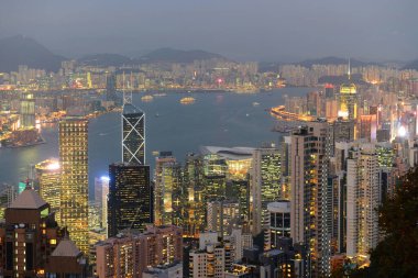 Hong Kong Skyline ve Victoria Limanı, Victoria Tepesi 'nden Hong Kong Adası' na, Çin 'e..