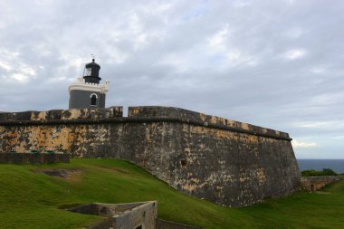 Castillo San Felipe del Morro El Morro Deniz Feneri, San Juan, Porto Riko. Castillo San Felipe del Morro, 1983 yılından bu yana UNESCO Dünya Mirası Alanı olarak belirlendi..