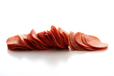 Pepperoni dilim. Et pizza için madde.