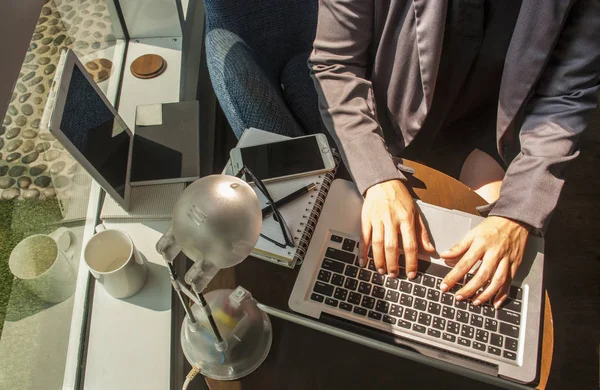 Woman working at office hand on keyboard close-up — Stock Photo, Image