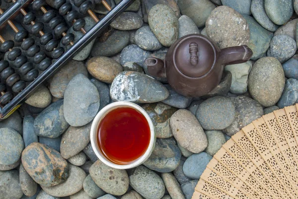 Kínai tea kínai abacus és rajongói oldalán és — Stock Fotó