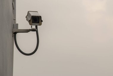 CCTV sistemi, yeni teknoloji, su geçirmez kamera ve dahili akü