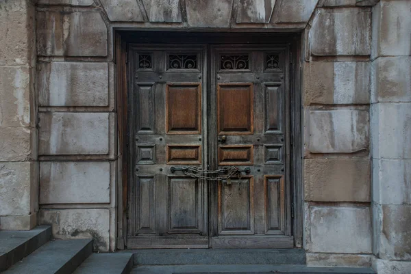 Szent Pál-székesegyház oldalsó ajtói — Stock Fotó
