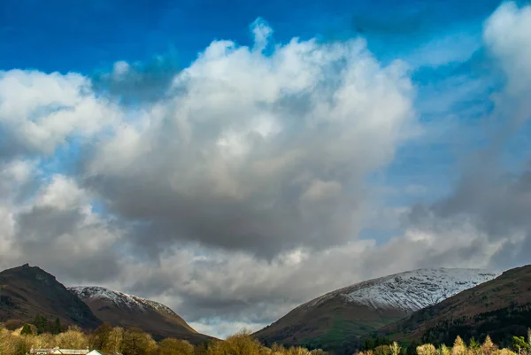 Belas montanhas na área Lake District . — Fotografia de Stock