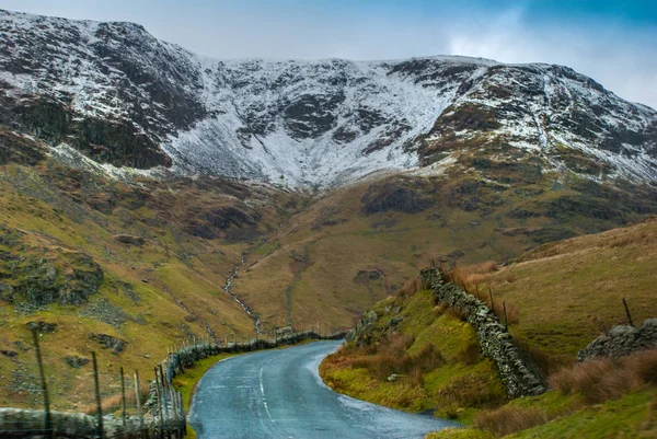 Krásné horské cesty v oblasti Lake District — Stock fotografie