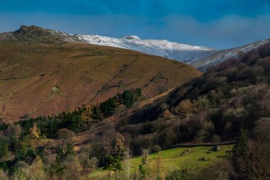 Bölgedeki güzel dağlar Lake District.