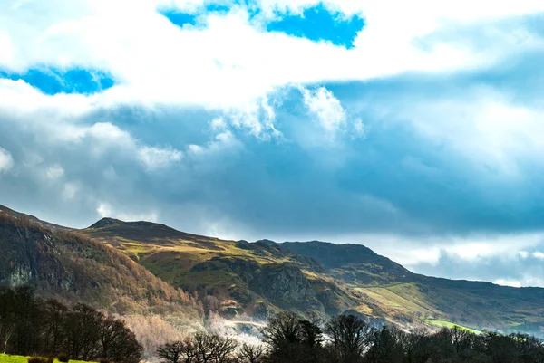 Όμορφα βουνά στην περιοχή Lake District. — Φωτογραφία Αρχείου