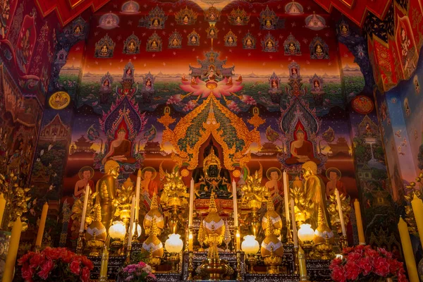 Imagens de Buda na bela igreja, templo tailandês — Fotografia de Stock