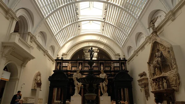 Interior do Museu Albert e Victoria . — Fotografia de Stock