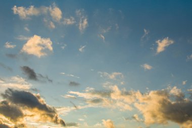 bulutlar arka plan ile güzel mavi gökyüzü. Gökyüzü bulutları. Gökyüzü c ile