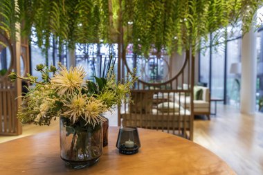 Bangkok, Tayland, 25 Temmuz 2020 oturma odası için rahat bir yer. Ortak alanda rahatlama alanı oluşturuluyor. Seçici odak.