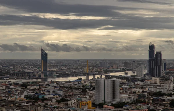 Gün Batımında Yağmur Yağmadan Önce Bangkok Güzel Şehir Manzarası Günün — Stok fotoğraf