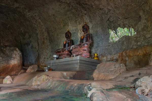 Imagem Buddha Dentro Caverna Sumangklo Templos Caverna Mais Antigos Calcários — Fotografia de Stock