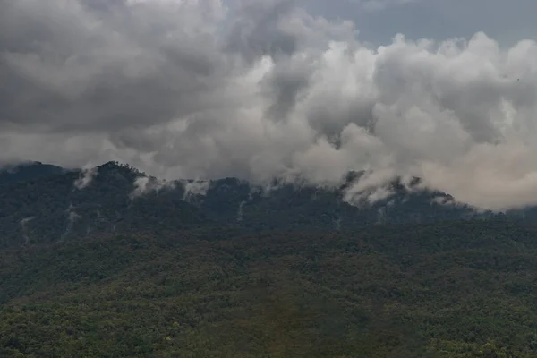 Piękne Niebo Dzień Big Mountain Tle Doi Suthep Mueang Chiang — Zdjęcie stockowe