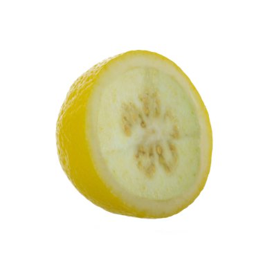 İçinde patlıcan ile limon