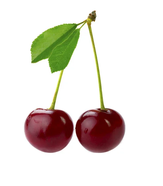 Beyaz arka plan üzerinde izole kırmızı kiraz
