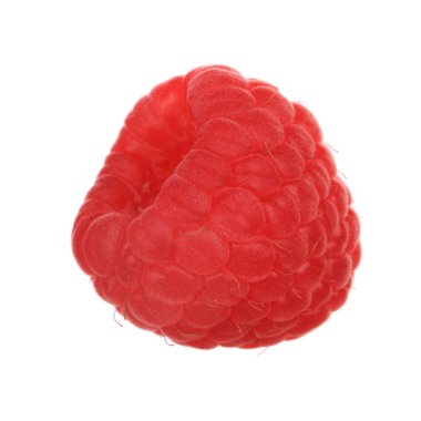 Beyaz arka plan üzerinde izole Olgun tatlı ahududu