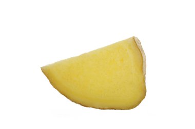 Beyaz arka plan üzerinde izole zencefil dilim