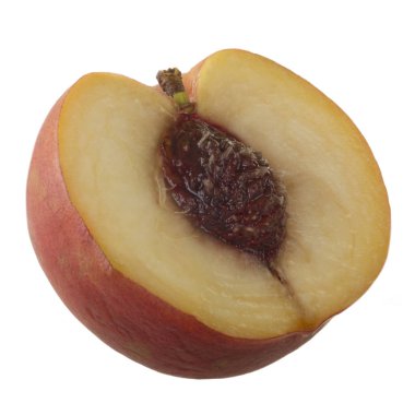 Olgun şeftali izole üzerinde beyaz arka plan dilimlenmiş